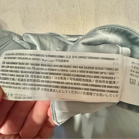 💚 Abercrombie & Fitch Sloan Tailored Wide Leg Satin Pants & Top 28L 6 Long Large - Picture 16 of 16